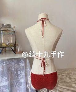 bikini len móc hình cánh bướm